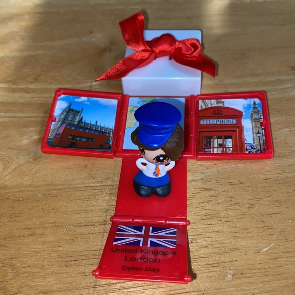 JAKKS GIFT BUS DRIVER EXCLUSIVE LONDON United Kingdom Dylan Day new